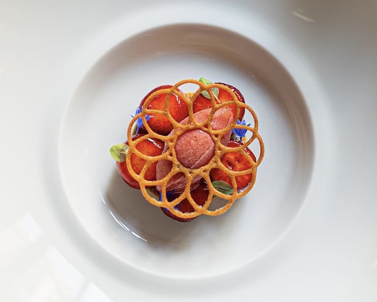 d&eacute;couvrez une cuisine &eacute;l&eacute;gante &agrave; levallois-perret : astuces d&eacute;co, mat&eacute;riaux raffin&eacute;s et inspirations pour sublimer votre espace culinaire dans un style moderne et sophistiqu&eacute;.