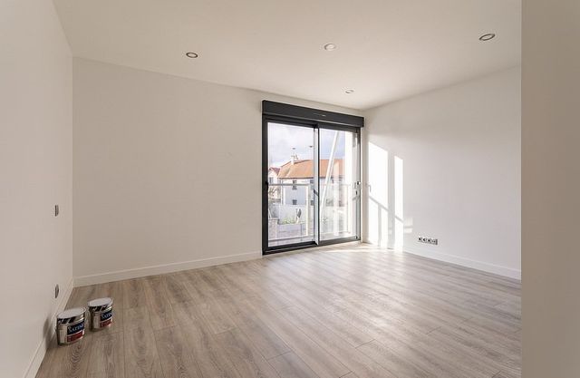 obtenez rapidement un devis peinture &agrave; levallois pour vos travaux de r&eacute;novation ou de d&eacute;coration. comparez les tarifs des artisans et b&eacute;n&eacute;ficiez d&rsquo;un service professionnel adapt&eacute; &agrave; vos besoins.