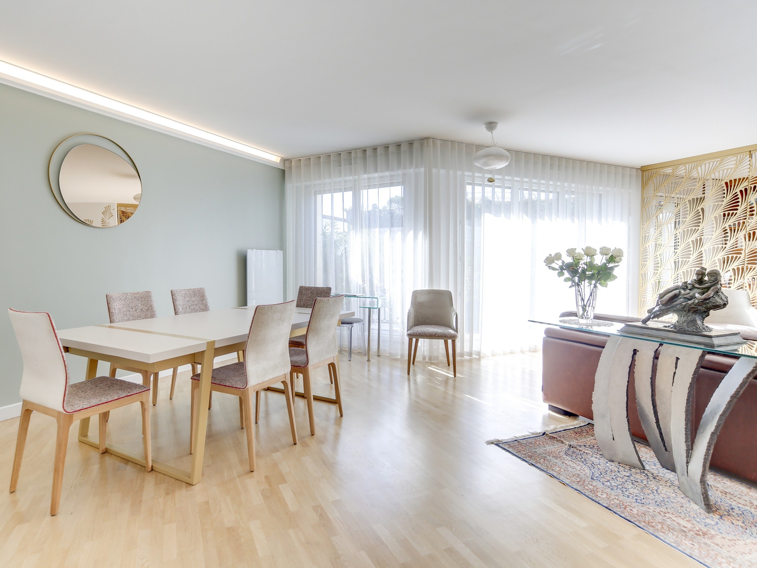 d&eacute;couvrez nos services de r&eacute;novation int&eacute;rieure &agrave; levallois : modernisation, am&eacute;nagement sur mesure et finitions de qualit&eacute; pour sublimer votre maison ou appartement. demandez un devis gratuit !