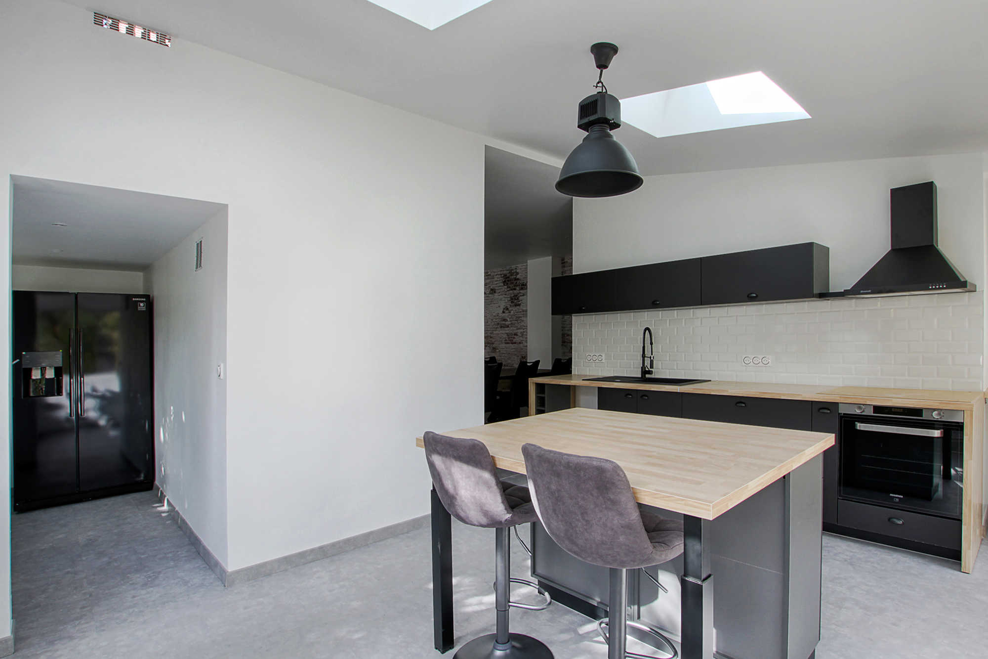 d&eacute;couvrez nos conseils et solutions pour la r&eacute;novation int&eacute;rieure de votre maison : am&eacute;nagement, d&eacute;coration, choix des mat&eacute;riaux et id&eacute;es tendance pour transformer votre espace de vie.