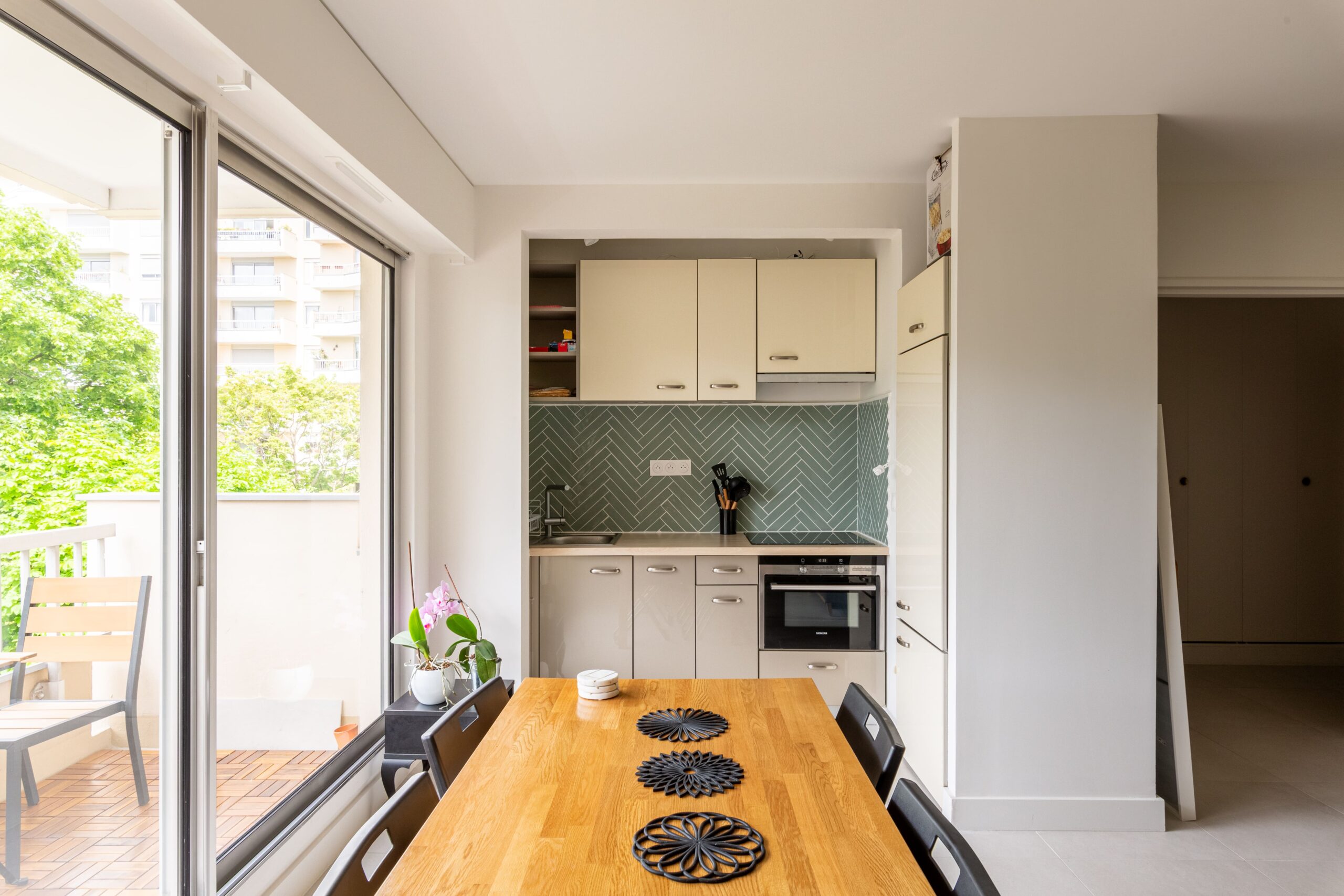 découvrez nos conseils et solutions pour réussir la rénovation de votre maison. modernisez, améliorez le confort et valorisez votre bien grâce à nos astuces et experts en rénovation.