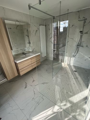 confiez la rénovation de votre salle de bain à levallois-perret à des experts. conseils personnalisés, matériaux de qualité et aménagement sur mesure pour un espace moderne et fonctionnel.