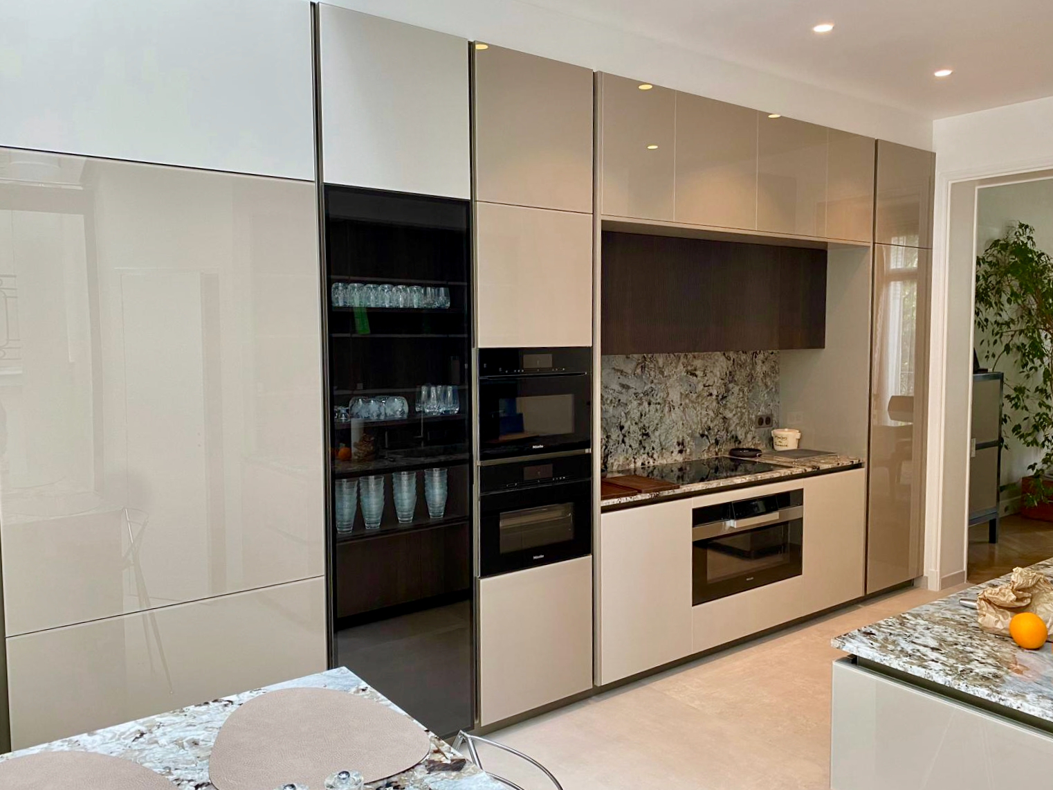 confiez vos travaux de cuisine &agrave; levallois &agrave; des professionnels qualifi&eacute;s ! r&eacute;novation, am&eacute;nagement, installation sur mesure : obtenez un espace cuisine moderne et fonctionnel selon vos envies. devis gratuit et accompagnement personnalis&eacute;.